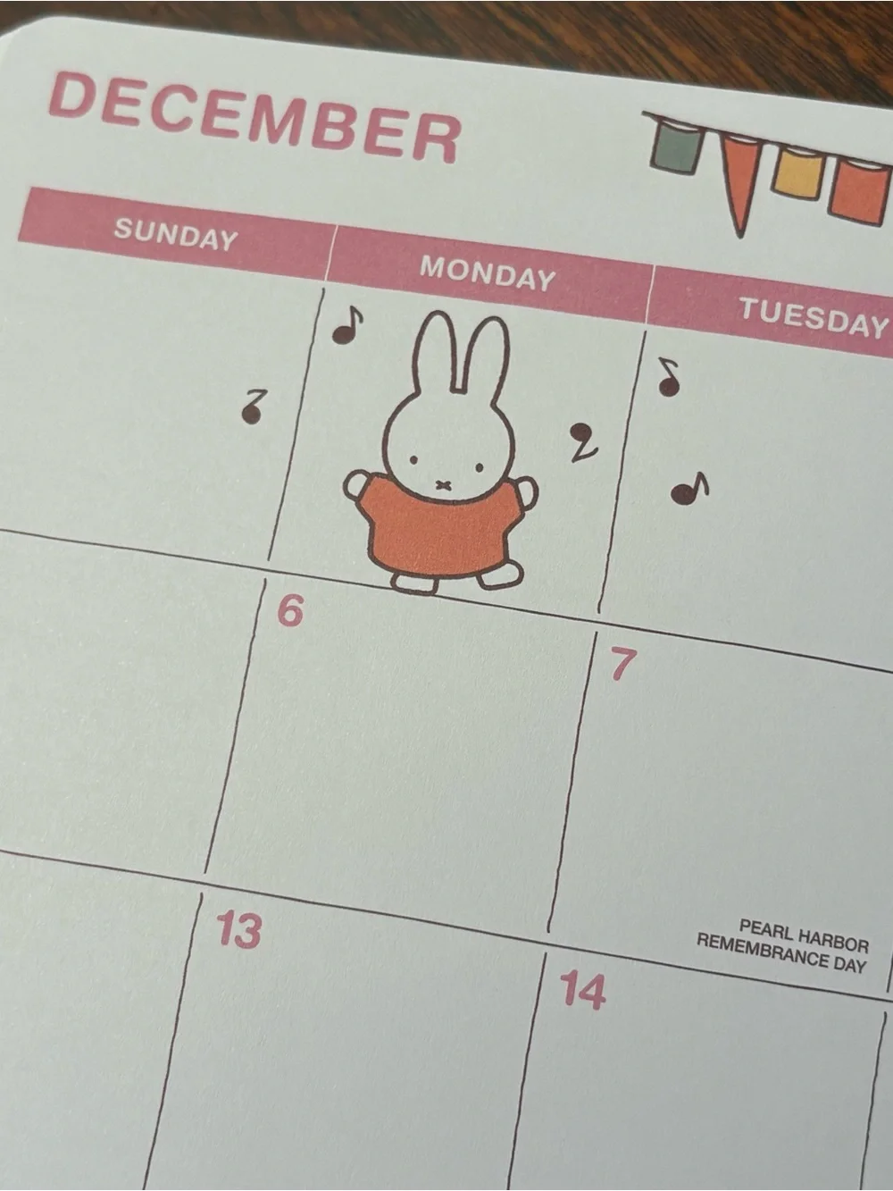 miffy 17 Month Planner — Green, Orange & Yellow Accents: Aug 2026 - Dec 2027